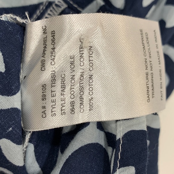 Charlie P 💯 Cotton blue n white blouse lightweight size small - Picture 7 of 8